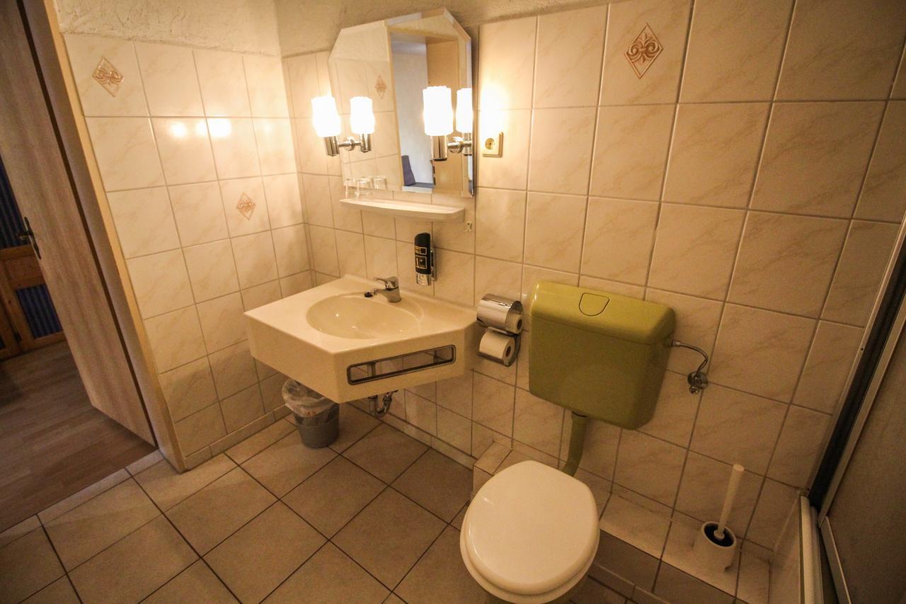 Bogensporthotel "Bad" Eisenbach  Esterno foto