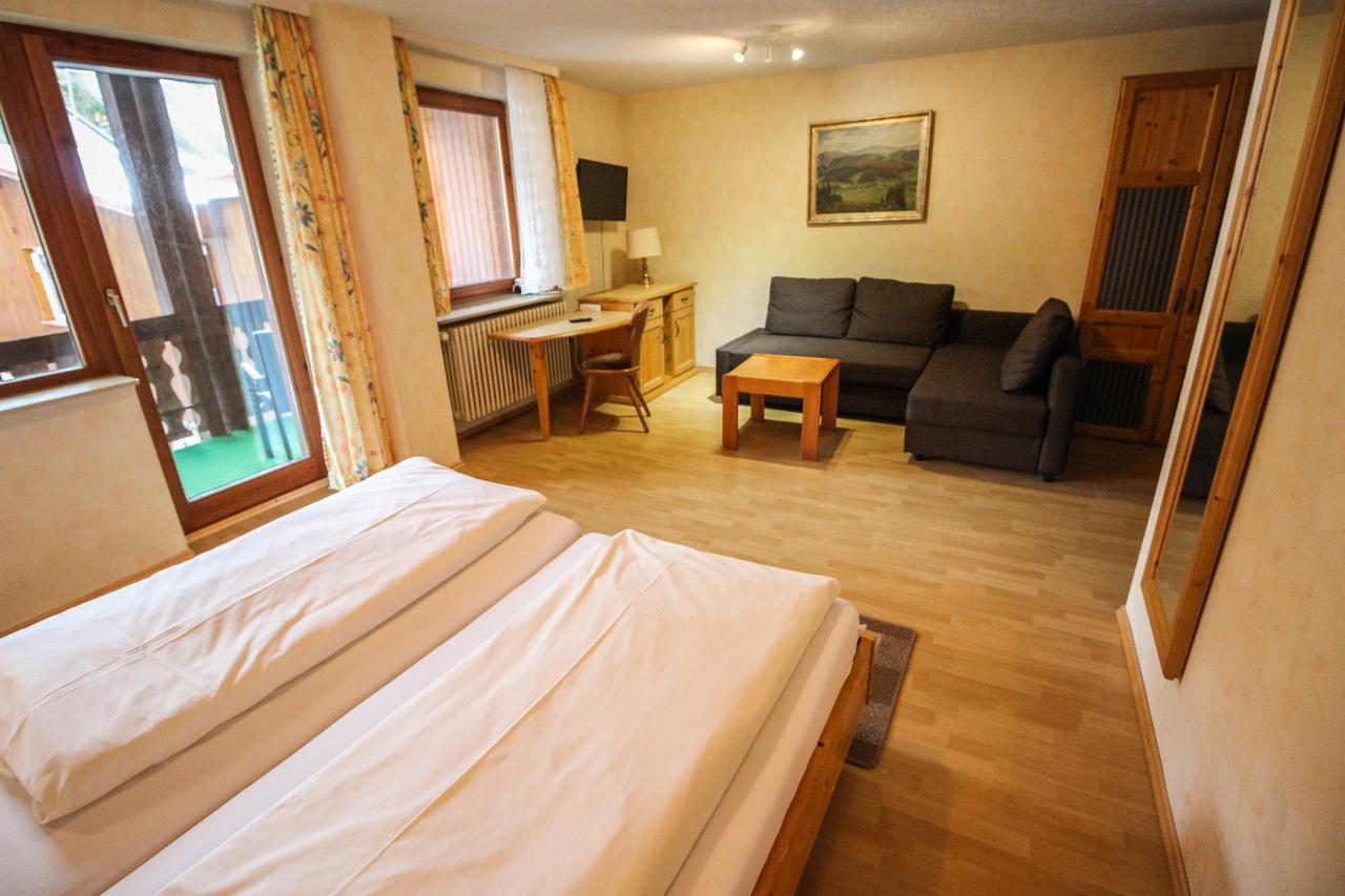 Bogensporthotel "Bad" Eisenbach  Esterno foto