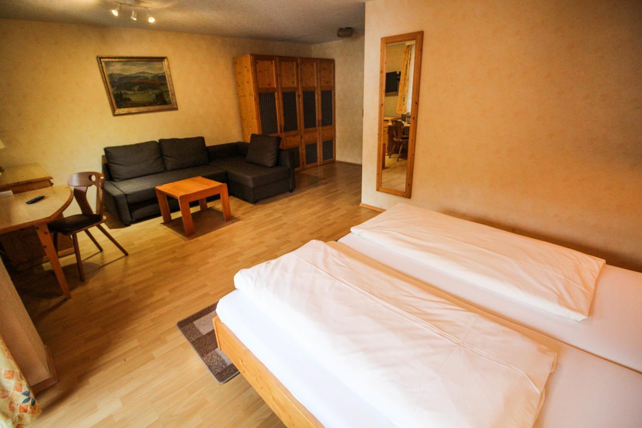Bogensporthotel "Bad" Eisenbach  Esterno foto