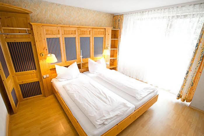 Bogensporthotel "Bad" Eisenbach  Esterno foto